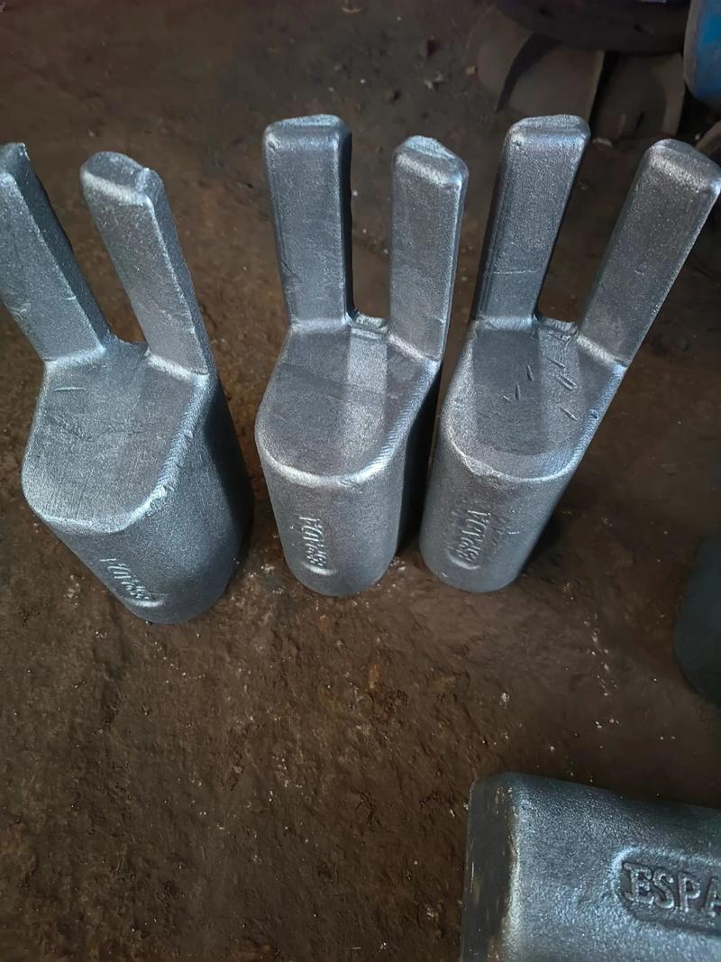 现代铁路工务器材助力铁路安全高效运行